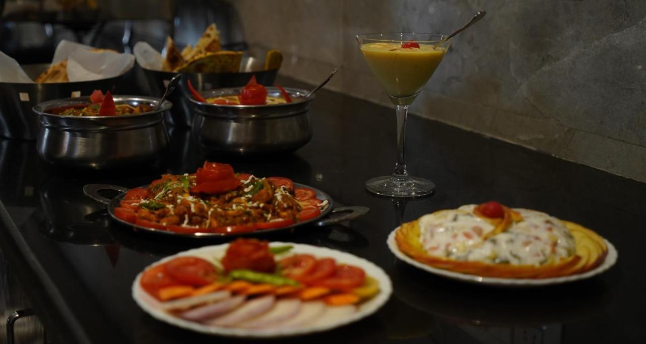 Hotel Shanti Sagar Kharar Zewnętrze zdjęcie