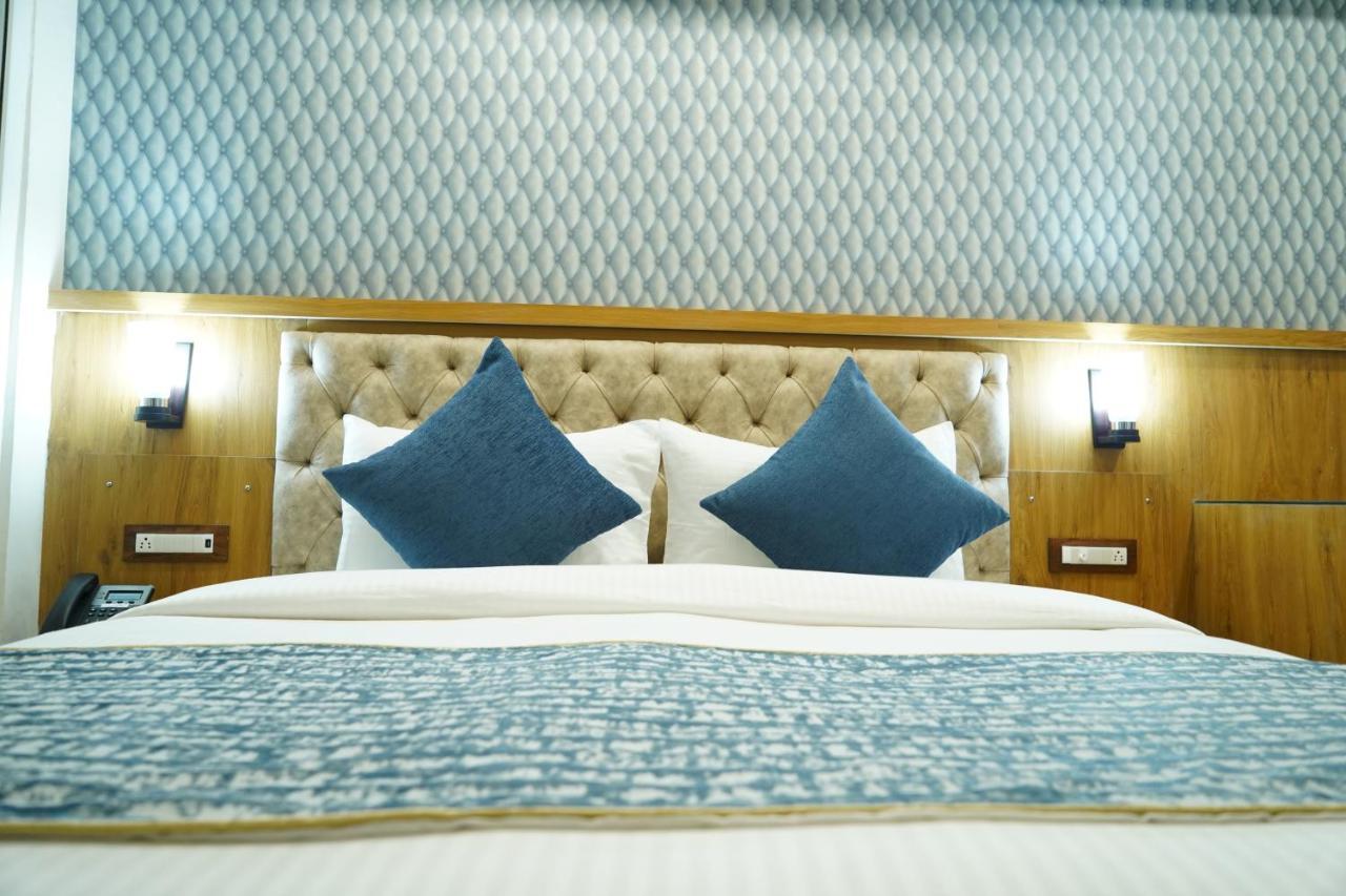 Hotel Shanti Sagar Kharar Zewnętrze zdjęcie