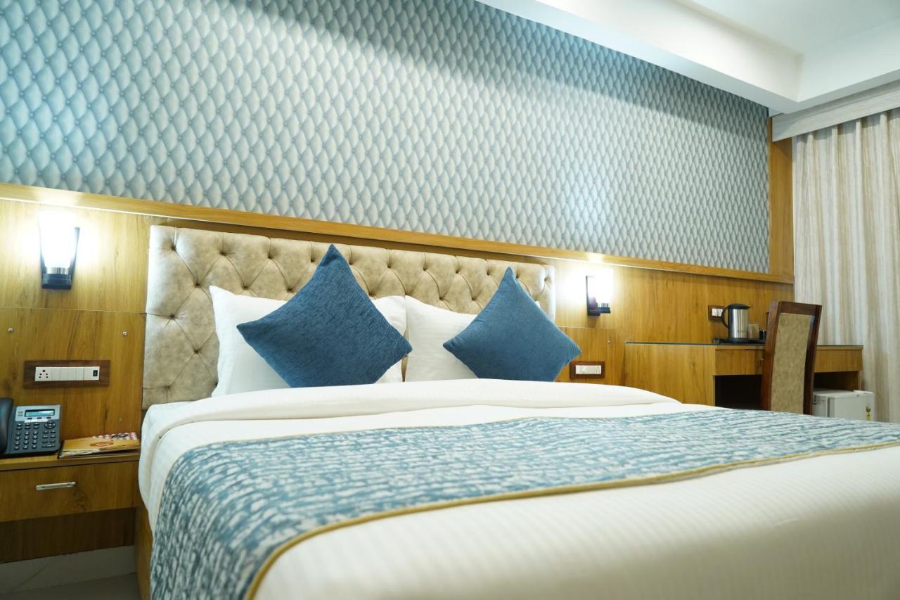 Hotel Shanti Sagar Kharar Zewnętrze zdjęcie