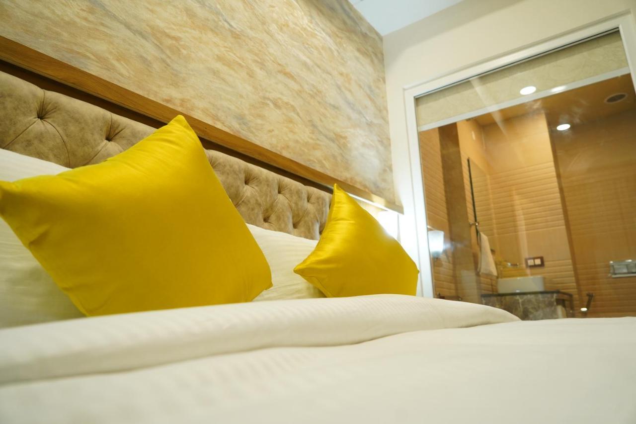 Hotel Shanti Sagar Kharar Zewnętrze zdjęcie